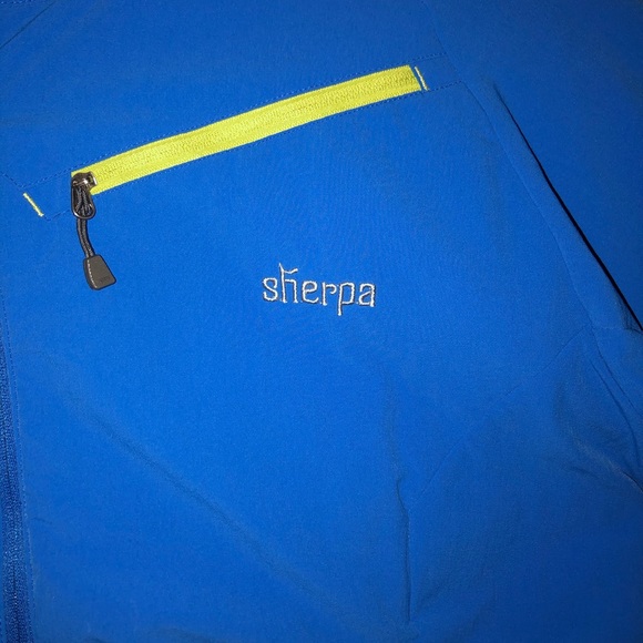 Men’s Sherpa Water-resistant Jacket - Picture 3 of 3